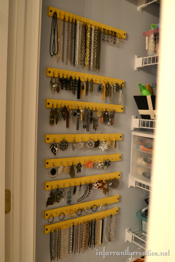 Creative Solutions to Necklace Organization