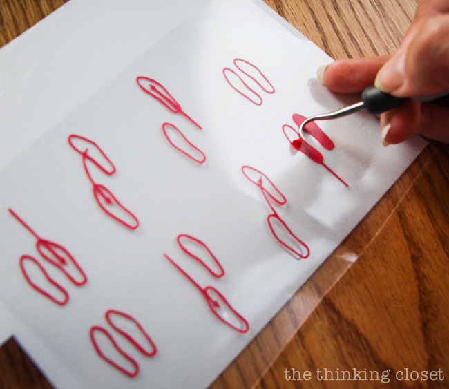 Tips for Working with Heat Transfer Vinyl from Lauren at thinkingcloset.com Tips for Working with Heat Transfer Vinyl from Lauren at thinkingcloset.com
