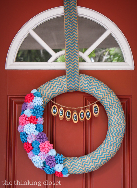 Spring to Summer Felt Flower Wreath. Step by step tutorial by thinkingcloset.com Spring to Summer Felt Flower Wreath. Step by step tutorial by thinkingcloset.com