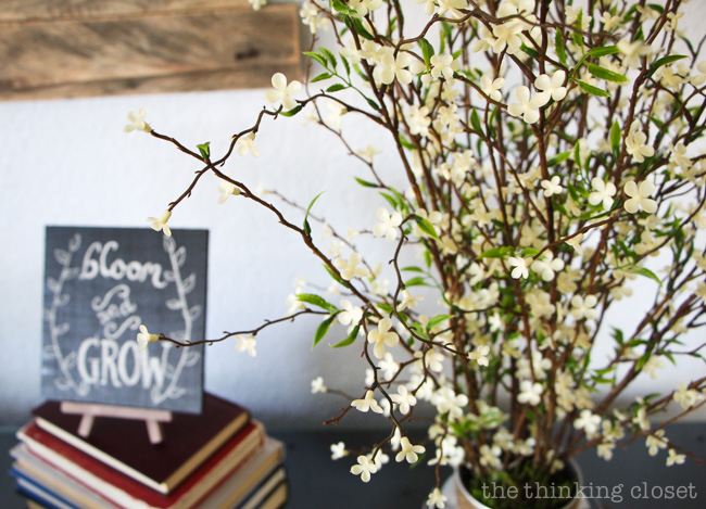 Rustic Vintage Spring Mantel: think outside the box when it comes to vases. A vintage camping jug will do just fine! via thinkingcloset.com-80 Rustic Vintage Spring Mantel: think outside the box when it comes to vases. A vintage camping jug will do just fine! via thinkingcloset.com