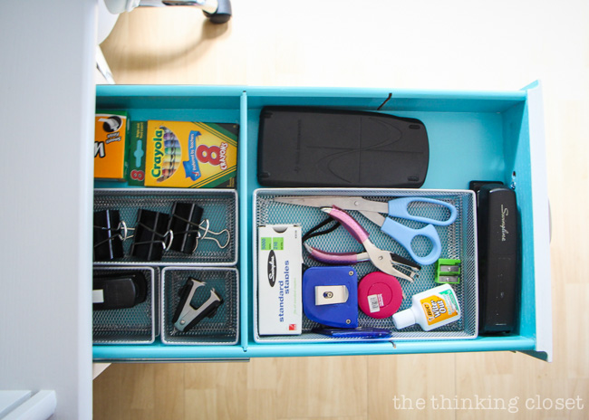 Desk Styling 101: store as many of your practical items inside drawers as possible. Only leave out the items you use the most so as to keep an open workspace.