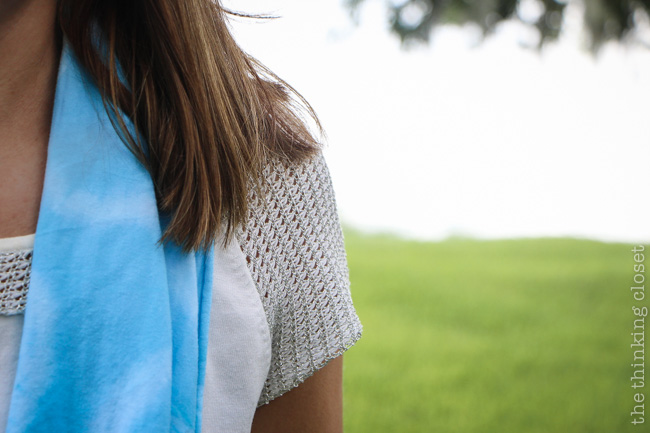 How to transform a "plain white tee" into a vibrant Tie-Dye Infinity Scarf! Check out this entertaining and easy-to-follow step by step VIDEO TUTORIAL...just 1 of 16 during Scarf Week! How to transform a "plain white tee" into a vibrant Tie-Dye Infinity Scarf! Check out this entertaining and easy-to-follow step by step VIDEO TUTORIAL...just 1 of 16 during Scarf Week!