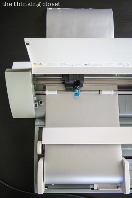 Roll-Feeder in action with my Silhouette Cameo...so fantastic to cutting longer designs. Roll-Feeder in action with my Silhouette Cameo...so fantastic to cutting longer designs.