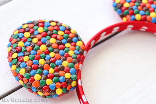 How to create mouse ears covered in mini M&Ms (without using ACTUAL chocolate candy) for a "Minnie M&M" Punny Halloween Costume!