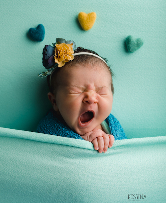 Sleepy baby! Photo by Kossina Creative | Pepper's Birth Story via ThinkingCloset.com