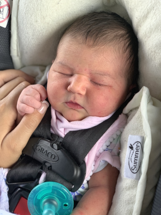 Heading home from the hospital!| Pepper's Birth Story via ThinkingCloset.com