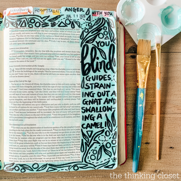 Brush Pen Doodle Entry | 2 Minute Bible Journaling Video Tutorial. Check out the quick n' easy process video on how to create a two-page spread with hand-lettering and brush pen doodles like this one from Matthew 23! Over at thinkingcloset.com