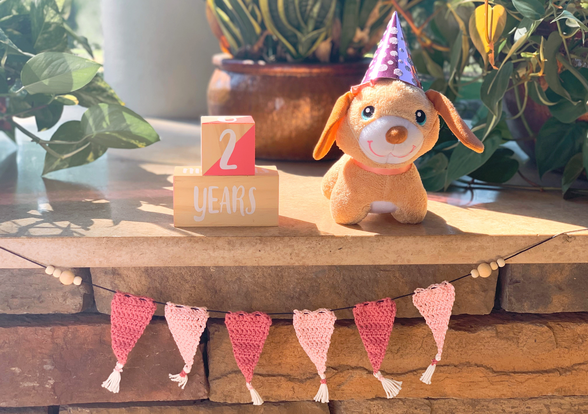 Pepper's 2nd Birthday "Puppy Paw-ty!" Creative party ideas via thinkingcloset.com - How to host a puppy-themed pawty with an adopt a puppy activity fun for all ages and decor that's on theme!