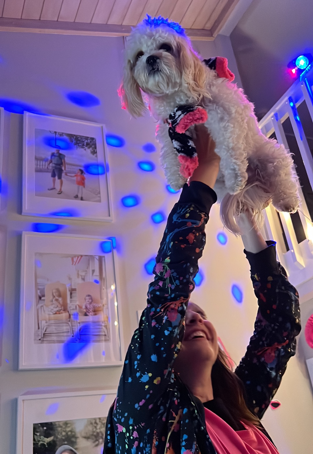 Even dogs had a blast at Lauren's 1980s Themed 40th Birthday Karaoke Party | Turns out that turning 40 can be totally tubular! Hop over to ThinkingCloset.com for the 411 on this bodacious birthday bash to remember!